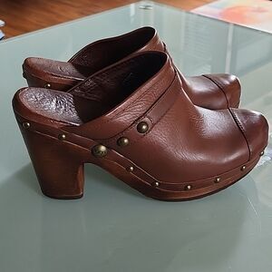 UGG Jolene Mule Clogs